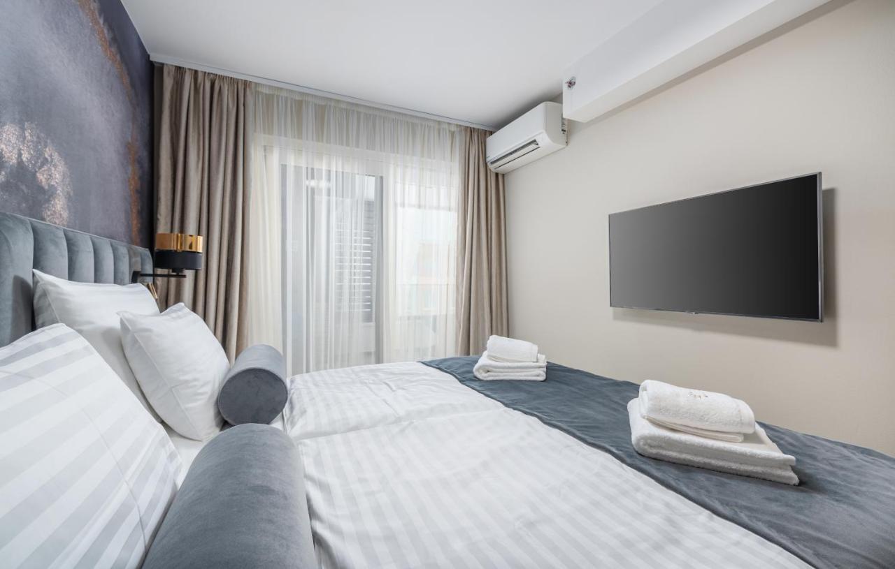 Val Di Sole 2 Apartment Porec Ngoại thất bức ảnh